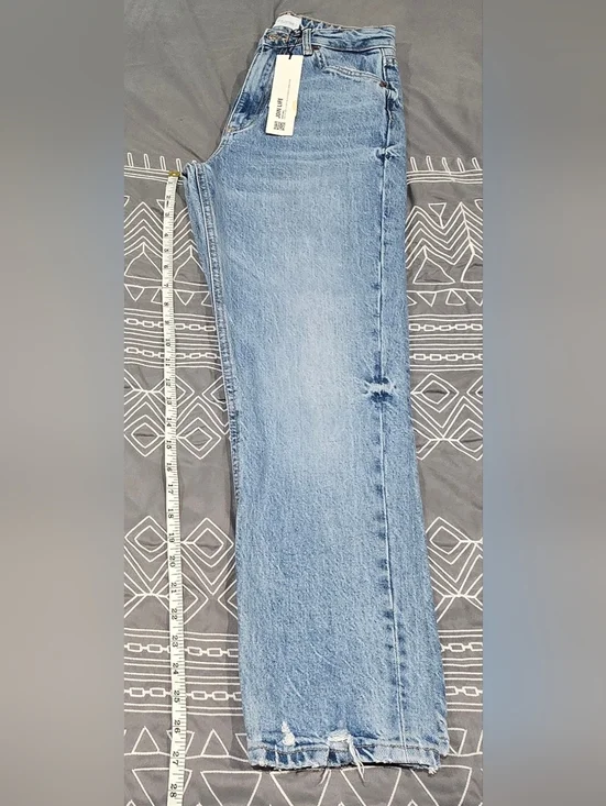 Zara Distressed Straight Leg Jeans Size 4 - Picture 3 of 8